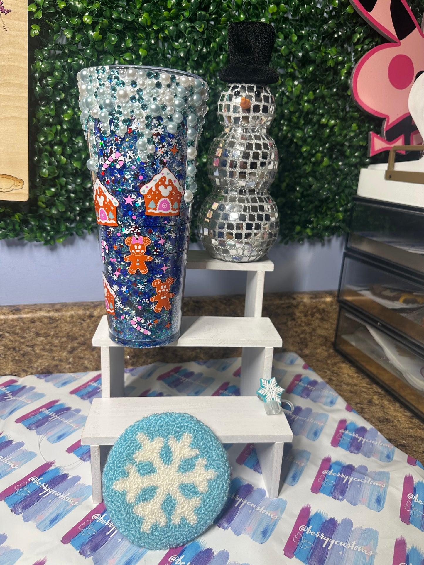 Snowflake Cup Set